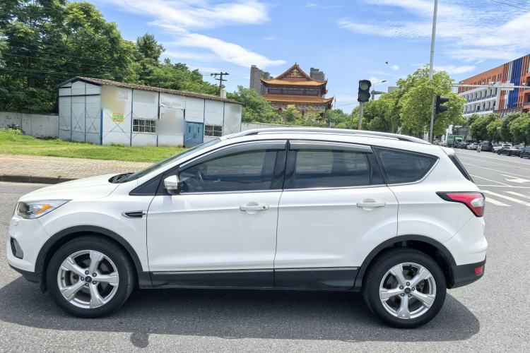 Used Ford Kuga 2018 Facelifted EcoBoost 180 Two-Wheel Drive Luxury Wing Edition Exterior 6
