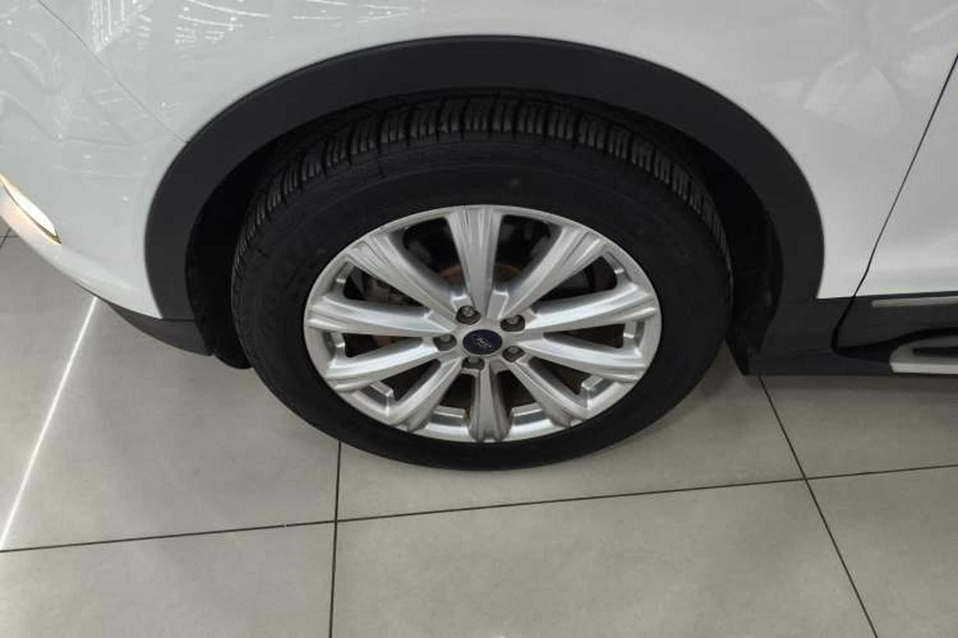 Used Ford Kuga 2018 EcoBoost 245 Four-Wheel Drive Luxury Wing Model Exterior 7