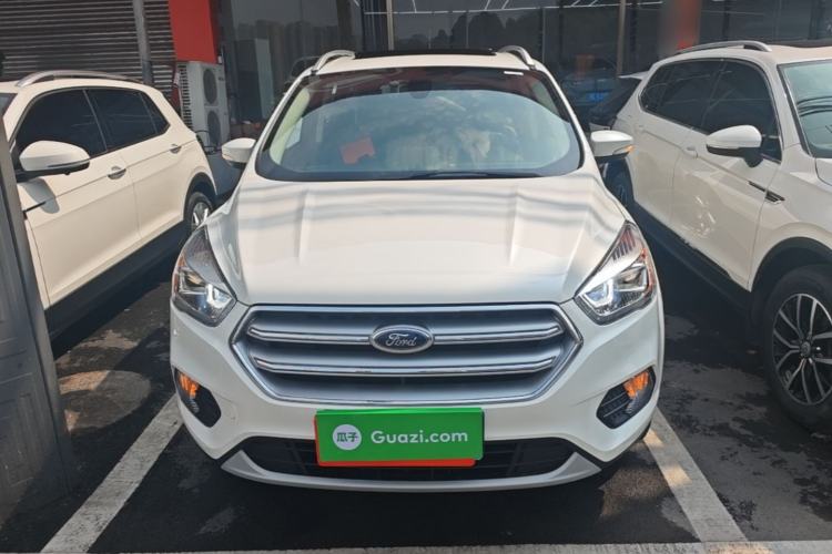 Used Ford Kuga 2018 Facelifted EcoBoost 180 Two-Wheel-Drive Platinum Wing Edition Front