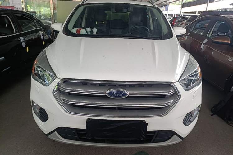 Used Ford Kuga 2018 EcoBoost 180 Two-Wheel-Drive Luxury Wing Edition Front