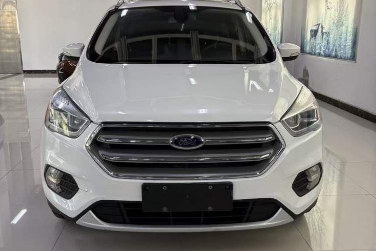 Used Ford Kuga 2018 EcoBoost 180 Two-Wheel-Drive Platinum Edition Front