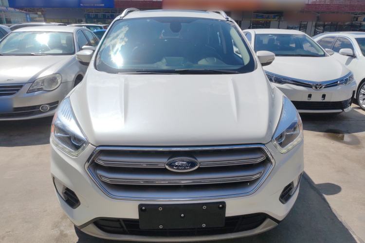 Used Ford Kuga 2018 EcoBoost 180 Two-Wheel-Drive Platinum Edition Front