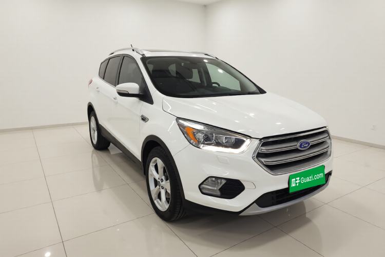 Used Ford Kuga 2018 EcoBoost 180 Two-Wheel-Drive Luxury Wing Edition Front Right 45 Deg