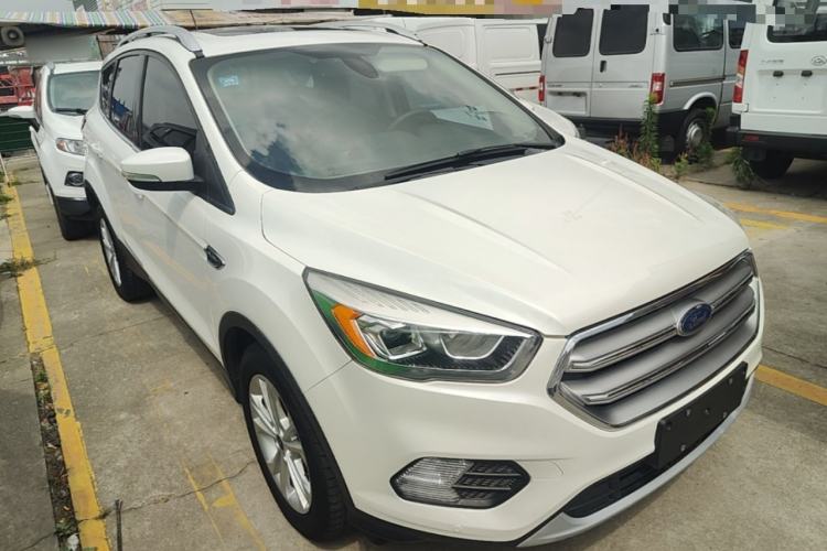 Used Ford Kuga 2018 Facelifted EcoBoost 180 Two-Wheel-Drive Platinum Wing Edition Front Right 45 Deg
