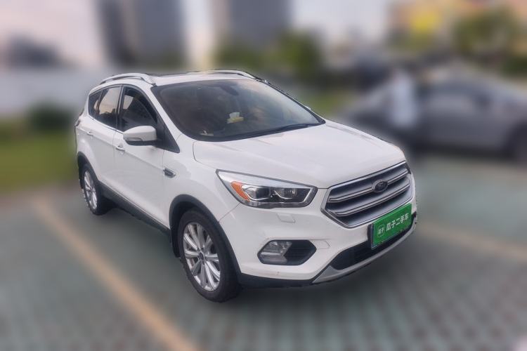 Used Ford Kuga 2018 EcoBoost 180 Two-Wheel-Drive Luxury Wing Edition Front Right 45 Deg