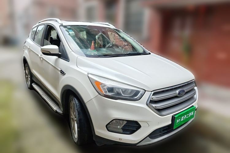 Used Ford Kuga 2018 Facelifted EcoBoost 180 Two-Wheel-Drive Platinum Wing Edition Front Right 45 Deg