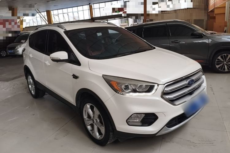Used Ford Kuga 2018 EcoBoost 180 Two-Wheel-Drive Elite Trim Front Right 45 Deg