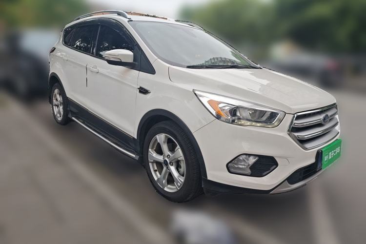 Used Ford Kuga 2018 EcoBoost 180 Two-Wheel-Drive Platinum Edition Front Right 45 Deg