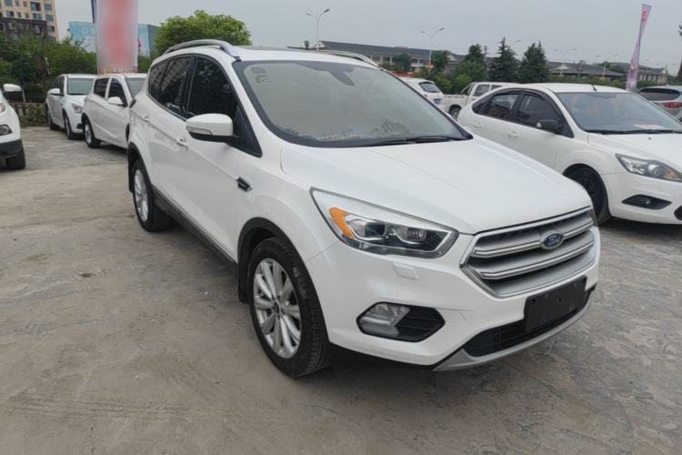 Used Ford Kuga 2018 EcoBoost 180 Two-Wheel-Drive Luxury Wing Edition Front Right 45 Deg