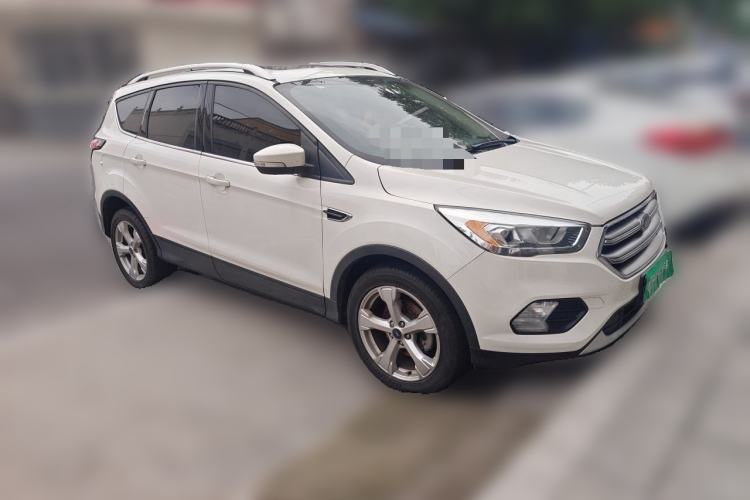 Used Ford Kuga 2018 EcoBoost 180 Two-Wheel-Drive Platinum Edition Front Right 45 Deg