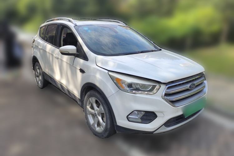 Used Ford Kuga 2018 EcoBoost 180 Two-Wheel-Drive Elite Trim Front Right 45 Deg