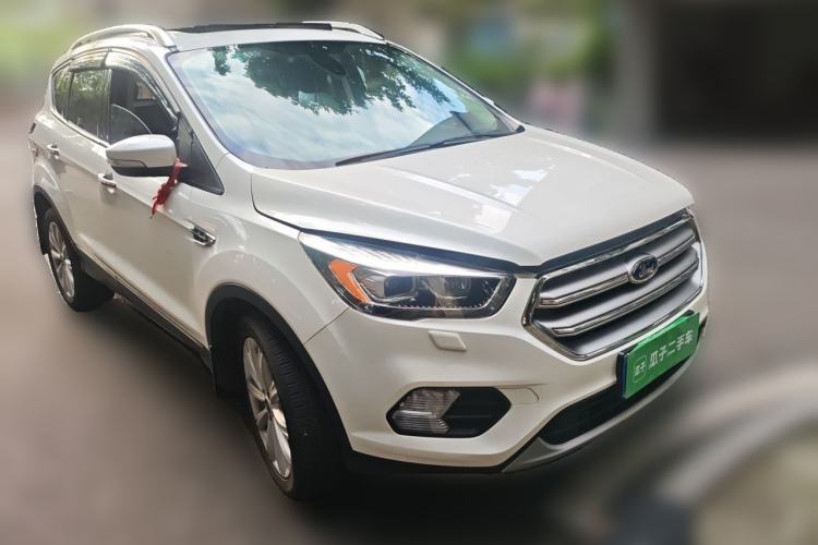 Used Ford Kuga 2018 Facelift EcoBoost 245 Four-Wheel Drive Luxury Wing Model Front Right 45 Deg