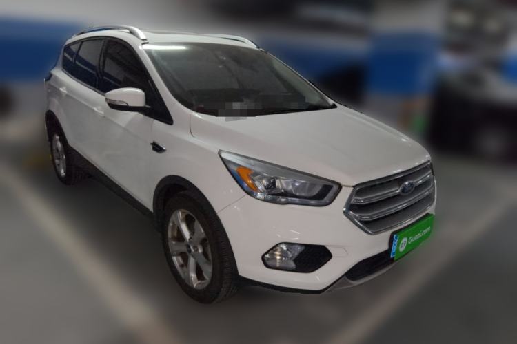 Used Ford Kuga 2018 EcoBoost 180 Two-Wheel-Drive Platinum Edition Front Right 45 Deg