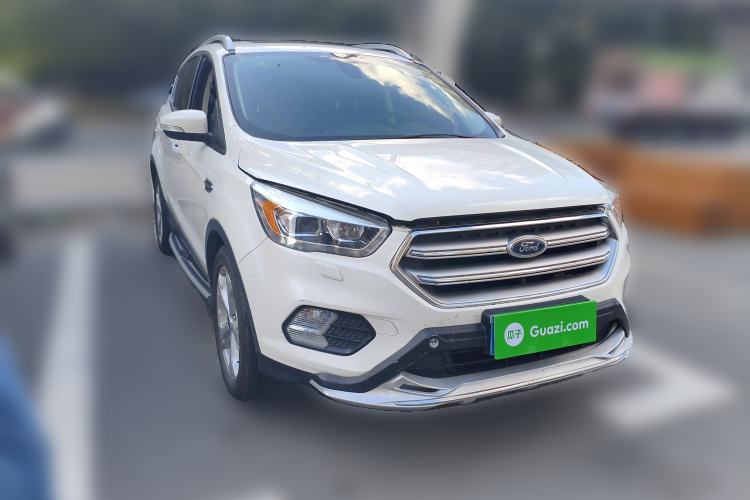 Used Ford Kuga 2018 EcoBoost 180 Two-Wheel-Drive Luxury Wing Edition Front Right 45 Deg