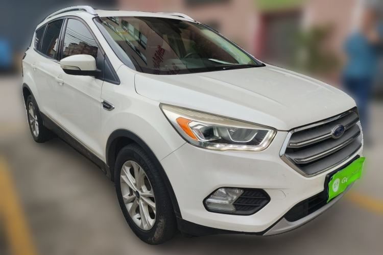 Used Ford Kuga 2018 Facelifted EcoBoost 180 Two-Wheel-Drive Platinum Wing Edition Front Right 45 Deg