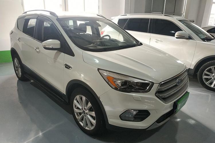 Used Ford Kuga 2018 EcoBoost 180 Four-Wheel Drive Luxury Wing Model Front Right 45 Deg