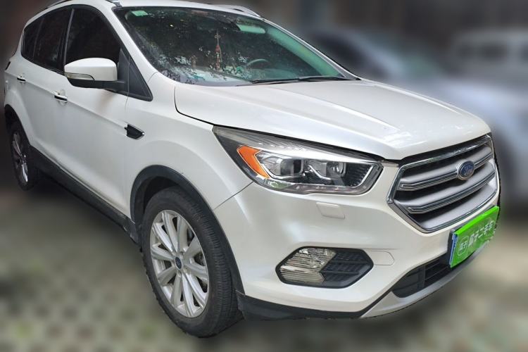 Used Ford Kuga 2018 EcoBoost 180 Two-Wheel-Drive Luxury Wing Edition Front Right 45 Deg