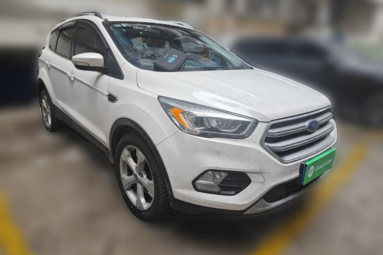Used Ford Kuga 2018 EcoBoost 180 Two-Wheel-Drive Platinum Edition Front Right 45 Deg