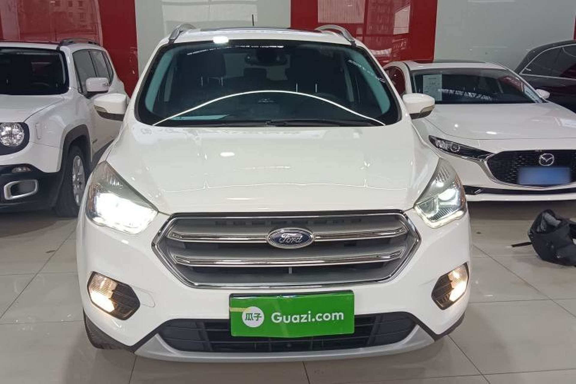 Used Ford Kuga 2018 EcoBoost 180 Two-Wheel-Drive Platinum Edition Front