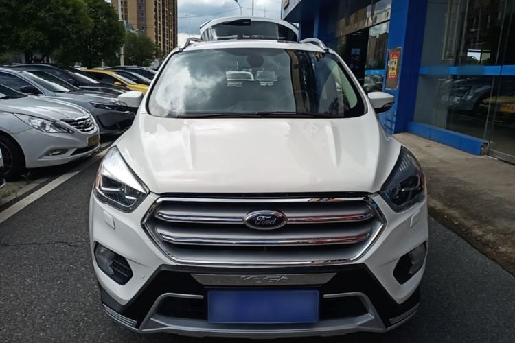 Used Ford Kuga 2018 Facelifted EcoBoost 180 Two-Wheel Drive Luxury Wing Edition Front