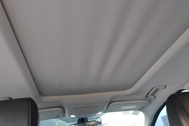 Used Ford Kuga 2018 Facelifted EcoBoost 180 Two-Wheel Drive Luxury Wing Edition Headliner