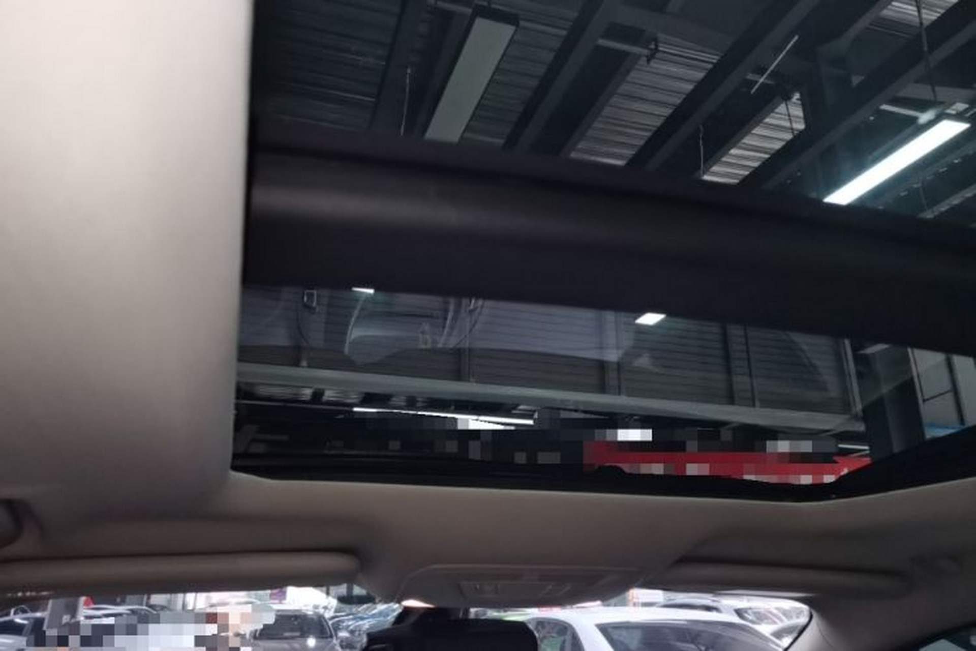 Used Ford Kuga 2018 EcoBoost 180 Two-Wheel-Drive Platinum Edition Headliner
