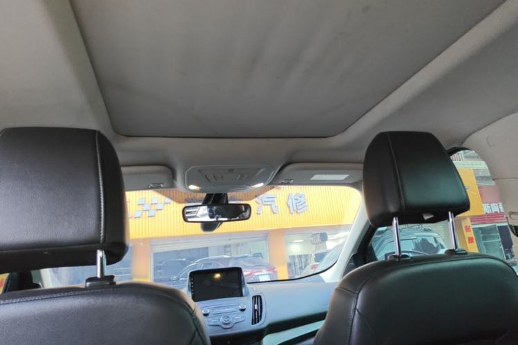 Used Ford Kuga 2018 Facelifted EcoBoost 180 Two-Wheel-Drive Platinum Wing Edition Headliner