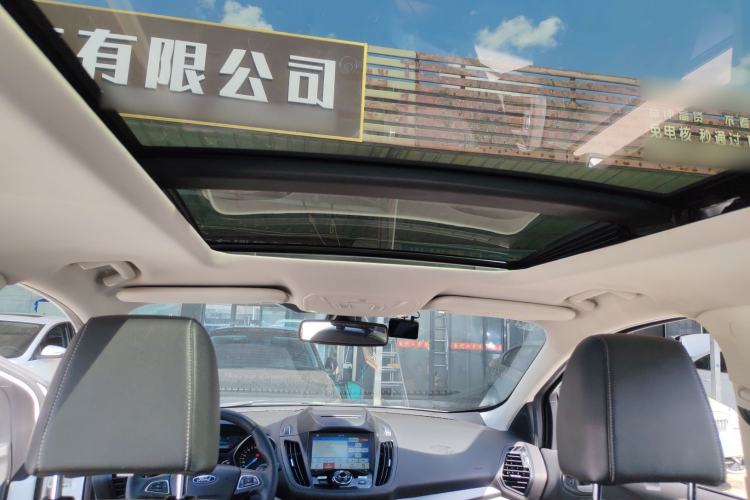 Used Ford Kuga 2018 EcoBoost 180 Two-Wheel-Drive Platinum Edition Headliner