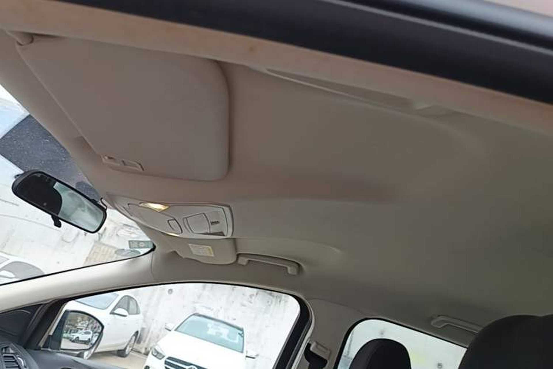 Used Ford Kuga 2018 EcoBoost 180 Two-Wheel-Drive Elite Trim Headliner