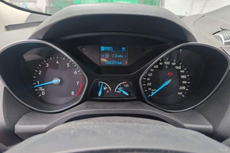Used Ford Kuga 2018 EcoBoost 180 Two-Wheel-Drive Platinum Edition Instrument Cluster