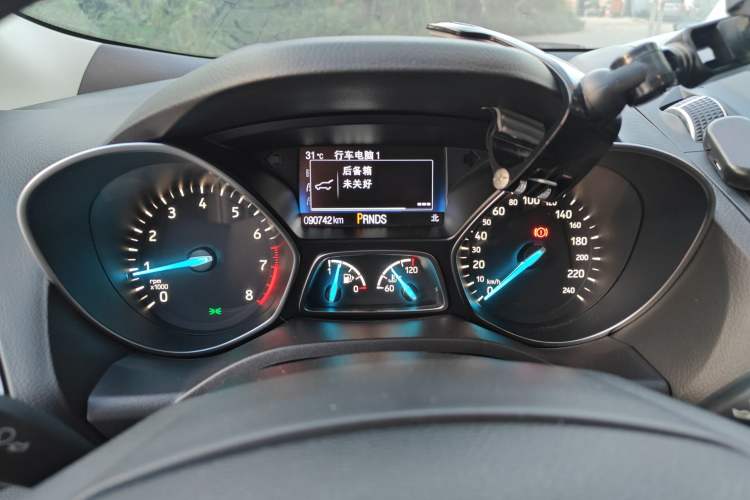Used Ford Kuga 2018 Facelifted EcoBoost 180 Two-Wheel Drive Luxury Wing Edition Instrument Cluster