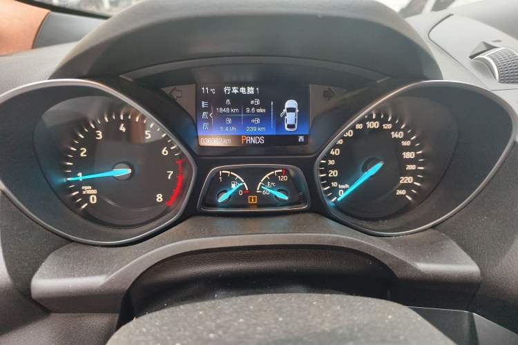 Used Ford Kuga 2018 EcoBoost 180 Two-Wheel-Drive Cognac Special Edition Instrument Cluster