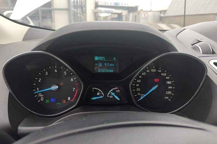 Used Ford Kuga 2018 EcoBoost 180 Two-Wheel-Drive Platinum Edition Instrument Cluster