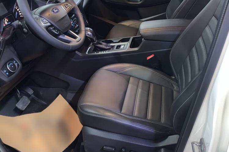 Used Ford Kuga 2018 EcoBoost 180 Two-Wheel-Drive Luxury Wing Edition Interior 1