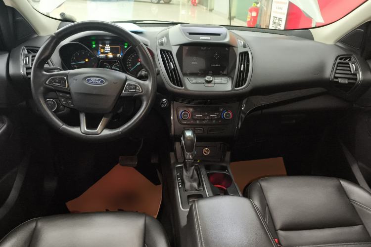 Used Ford Kuga 2018 EcoBoost 245 Four-Wheel Drive Luxury Wing Model Interior 2