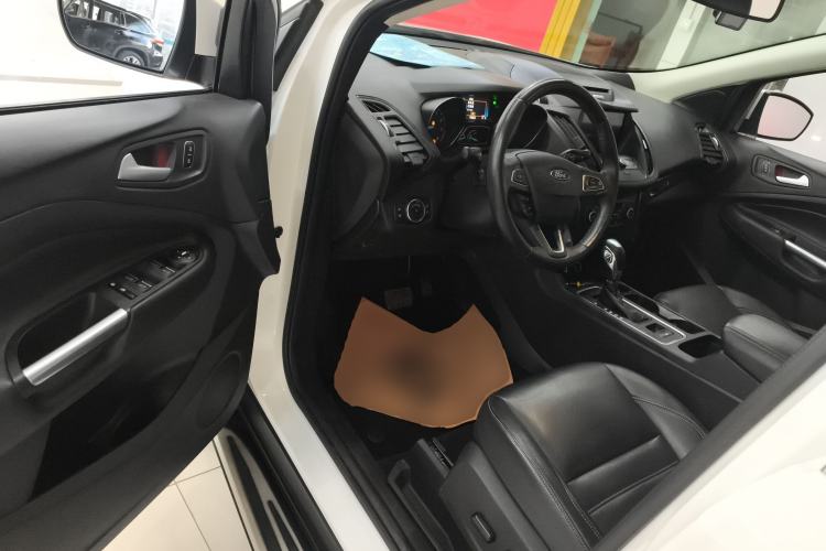 Used Ford Kuga 2018 EcoBoost 245 Four-Wheel Drive Luxury Wing Model Interior 3