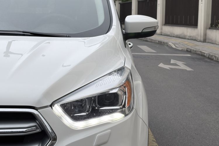 Used Ford Kuga 2018 EcoBoost 180 Four-Wheel Drive Luxury Wing Model Left Front Headlight