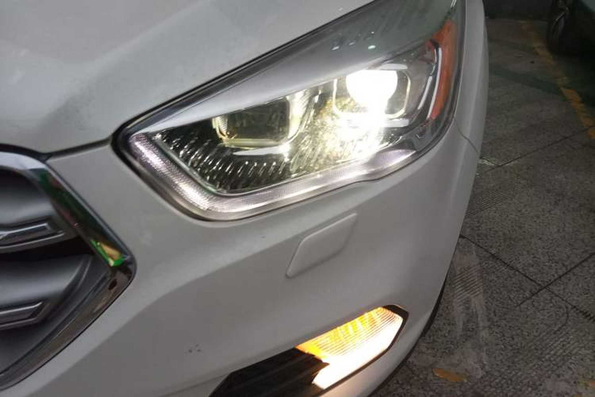 Used Ford Kuga 2018 EcoBoost 180 Two-Wheel-Drive Luxury Wing Edition Left Front Headlight