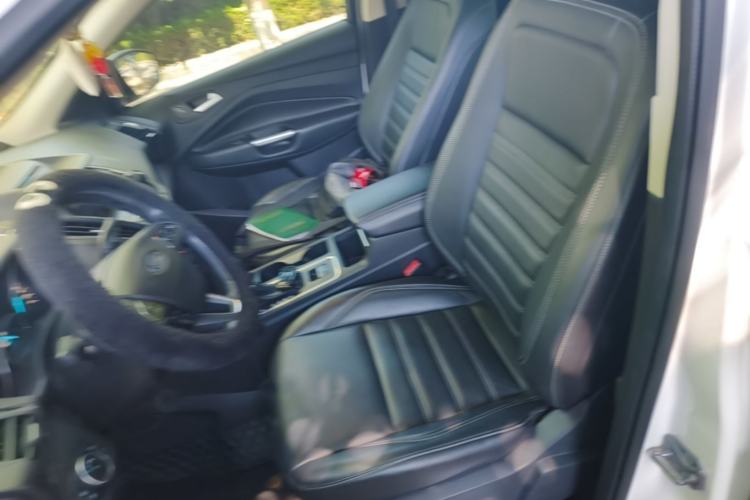 Used Ford Kuga 2018 EcoBoost 180 Two-Wheel-Drive Luxury Wing Edition Left Front Seat