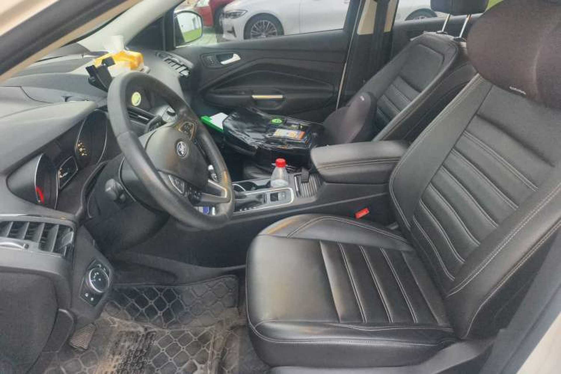 Used Ford Kuga 2018 EcoBoost 180 Two-Wheel-Drive Luxury Wing Edition Left Front Seat
