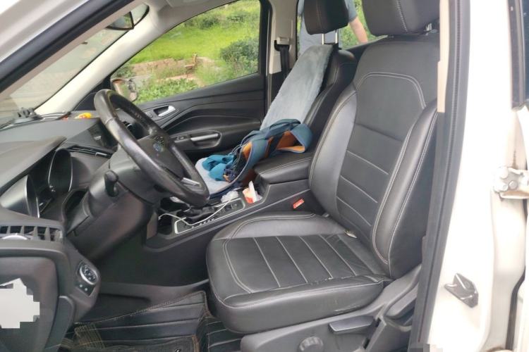Used Ford Kuga 2018 EcoBoost 180 Two-Wheel-Drive Platinum Edition Left Front Seat