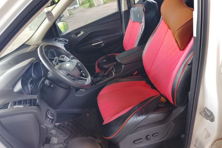 Used Ford Kuga 2018 EcoBoost 180 Two-Wheel-Drive Luxury Wing Edition Left Front Seat