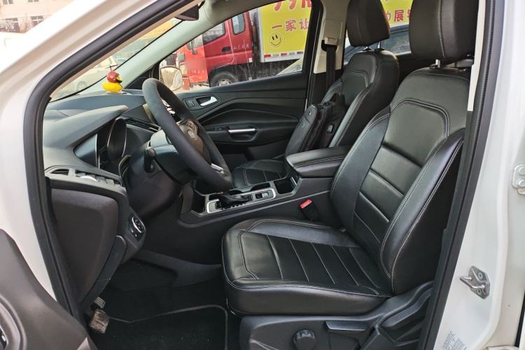 Used Ford Kuga 2018 EcoBoost 180 Two-Wheel-Drive Platinum Edition Left Front Seat