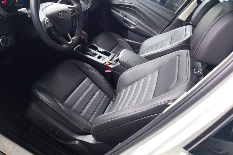 Used Ford Kuga 2018 Facelifted EcoBoost 180 Two-Wheel Drive Luxury Wing Edition Left Front Seat