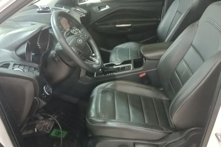 Used Ford Kuga 2018 EcoBoost 180 Two-Wheel-Drive Platinum Edition Left Front Seat