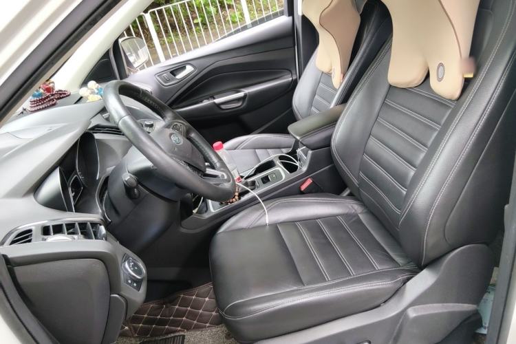 Used Ford Kuga 2018 EcoBoost 245 Four-Wheel Drive Luxury Wing Model Left Front Seat