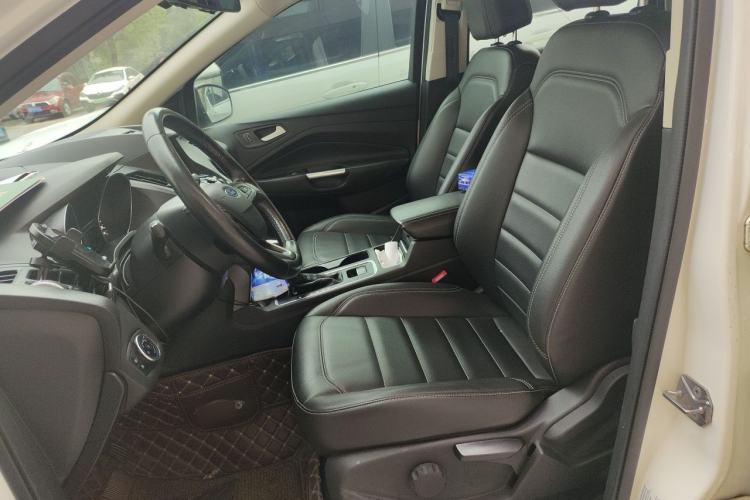 Used Ford Kuga 2018 Facelifted EcoBoost 180 Two-Wheel-Drive Platinum Wing Edition Left Front Seat