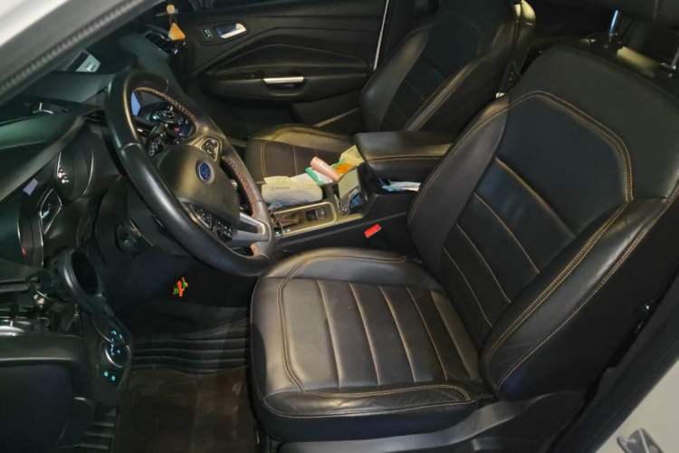 Used Ford Kuga 2018 Facelift EcoBoost 245 All-Wheel-Drive Sport Model Left Front Seat