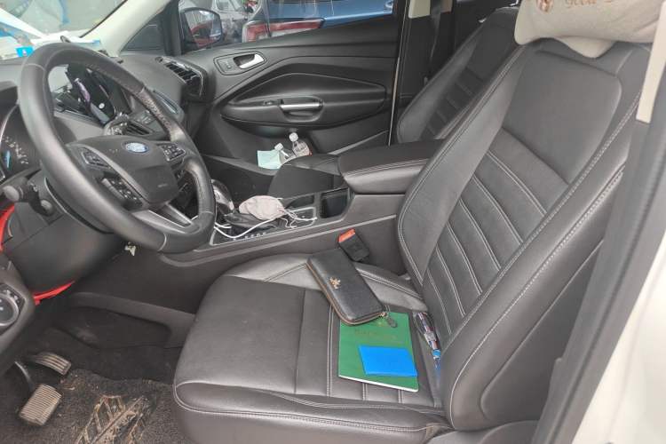 Used Ford Kuga 2018 Facelifted EcoBoost 180 Two-Wheel Drive Luxury Wing Edition Left Front Seat