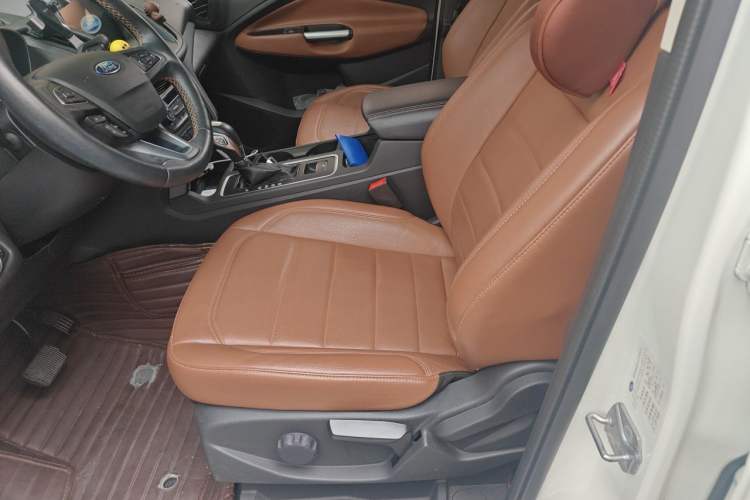 Used Ford Kuga 2018 EcoBoost 180 Two-Wheel-Drive Cognac Special Edition Left Front Seat